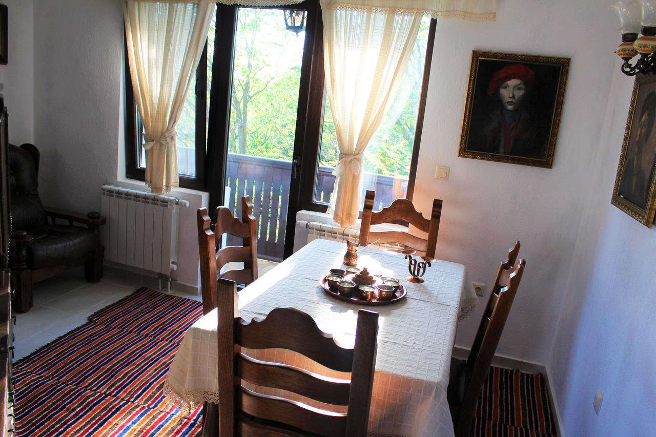 Hotel Sokay Trjavna Exteriér fotografie